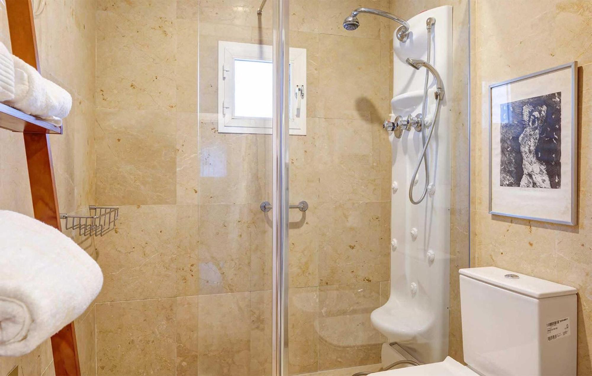 3 Bedroom In Сasa de vacaciones Marbella